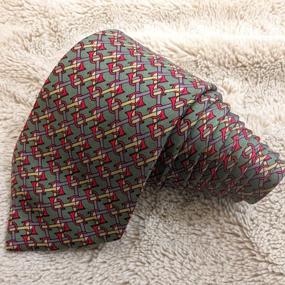 HERMÈS PARIS Green Horn Silk Tie France 7039 TA